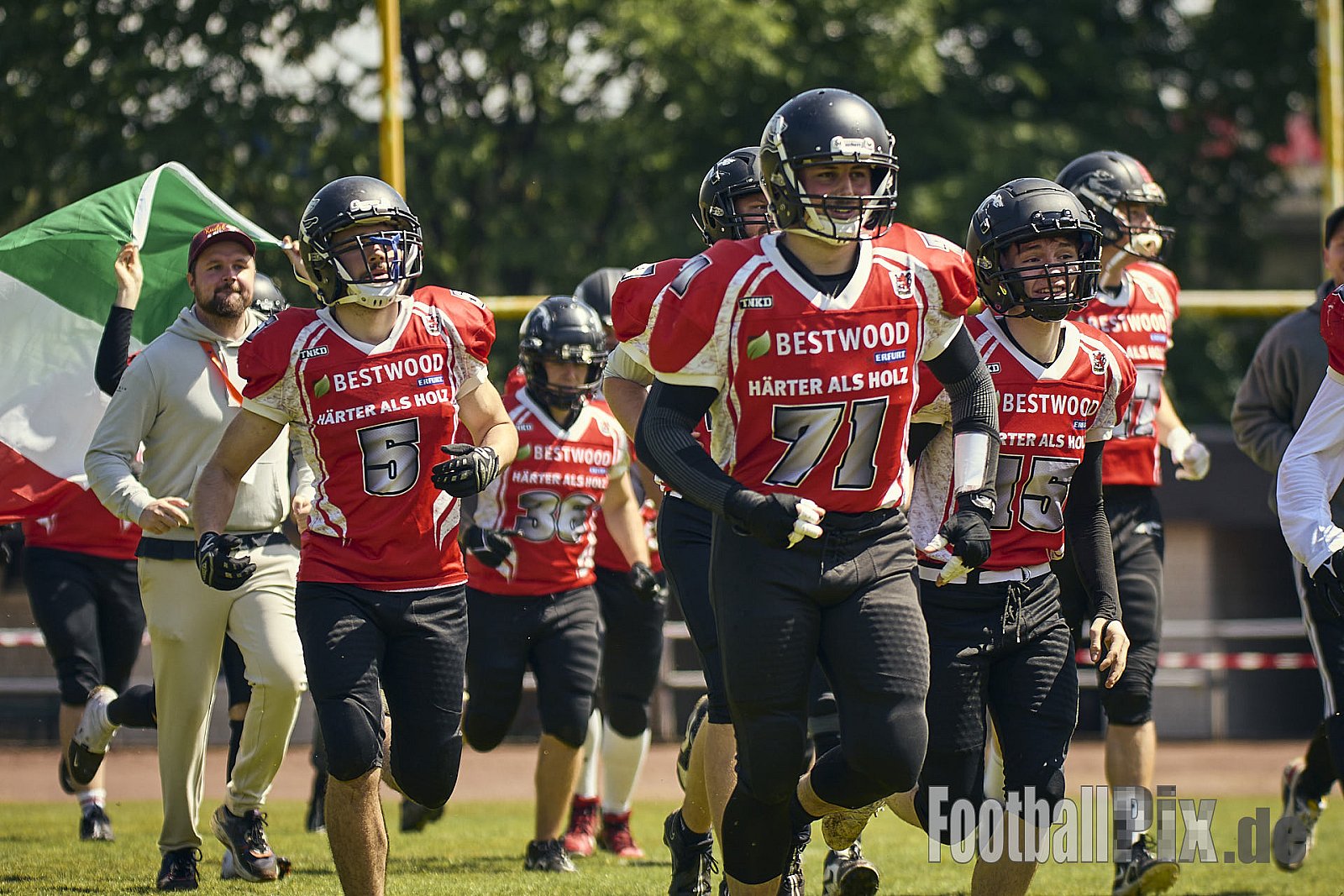 AFCV OL NRW | Wuppertal Greyhoundsr vs. Mönchengladbach Wolfpack | 25.05.2025 | SpA Gelber Sprung, Wuppertal | Punkte Endstand 21 : 08 | Bildnummer: 2025-05-25_0070 - WuppertalGreyhoundsVsMgWolfpack