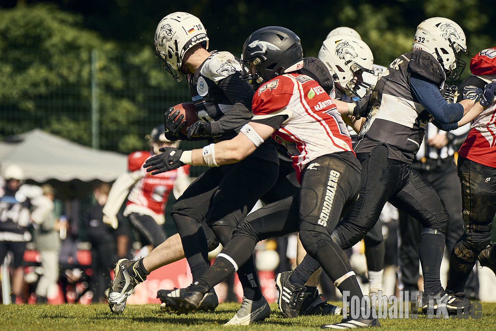 AFCV OL NRW | Wuppertal Greyhoundsr vs. Mönchengladbach Wolfpack | 25.05.2025 | SpA Gelber Sprung, Wuppertal | Punkte Endstand 21 : 08 | Bildnummer: 2025-05-25_0521 - WuppertalGreyhoundsVsMgWolfpack