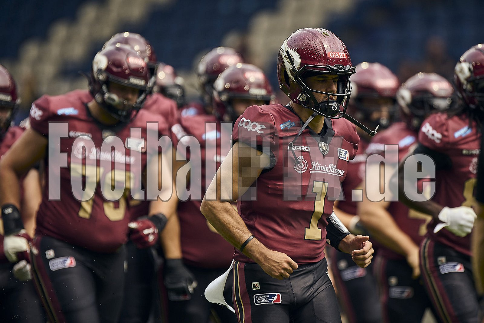 #1 Chad Jeffries, Quarterback, Rhein Fire| ELF | Paris Musketeers at Rhein Fire |  Punkte Endstand 31 : 07 | Schauinsland-Reisen-Arena, Duisburg | 08.06.2025 | Bildnummer: 2025-06-08_0007 - ParisMusketeersAtRheinFire