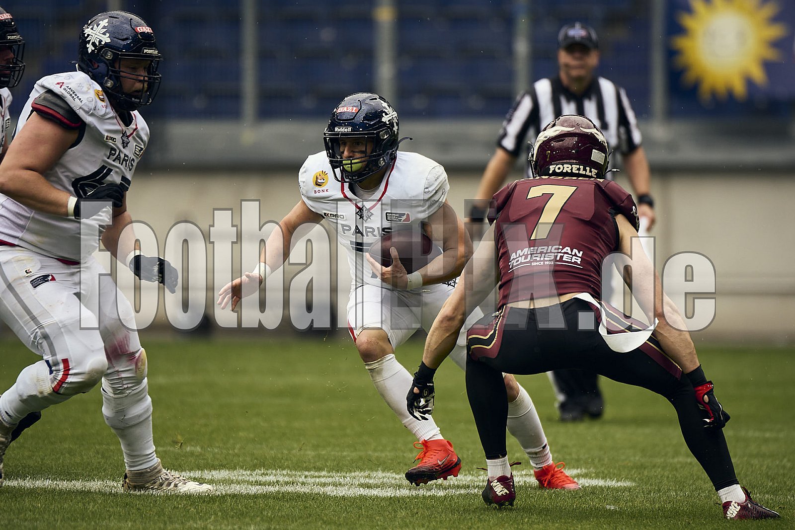 #7 Nicolas Khandar, Running Back, Paris Musketeers | ELF | Paris Musketeers at Rhein Fire |  Punkte Endstand 31 : 07 | Schauinsland-Reisen-Arena, Duisburg | 08.06.2025 | Bildnummer: 2025-06-08_0468 - ParisMusketeersAtRheinFire