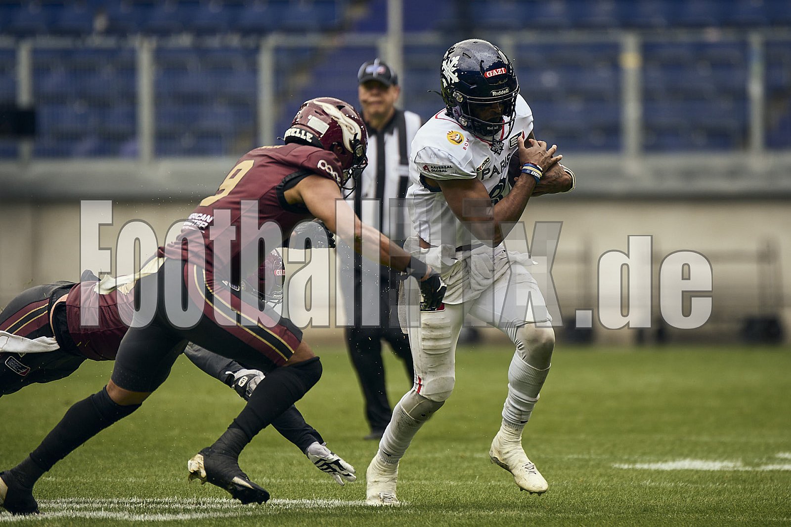 #8 Jaylon Henderson, Quarterback, Paris Musketeers | ELF | Paris Musketeers at Rhein Fire |  Punkte Endstand 31 : 07 | Schauinsland-Reisen-Arena, Duisburg | 08.06.2025 | Bildnummer: 2025-06-08_0499 - ParisMusketeersAtRheinFire