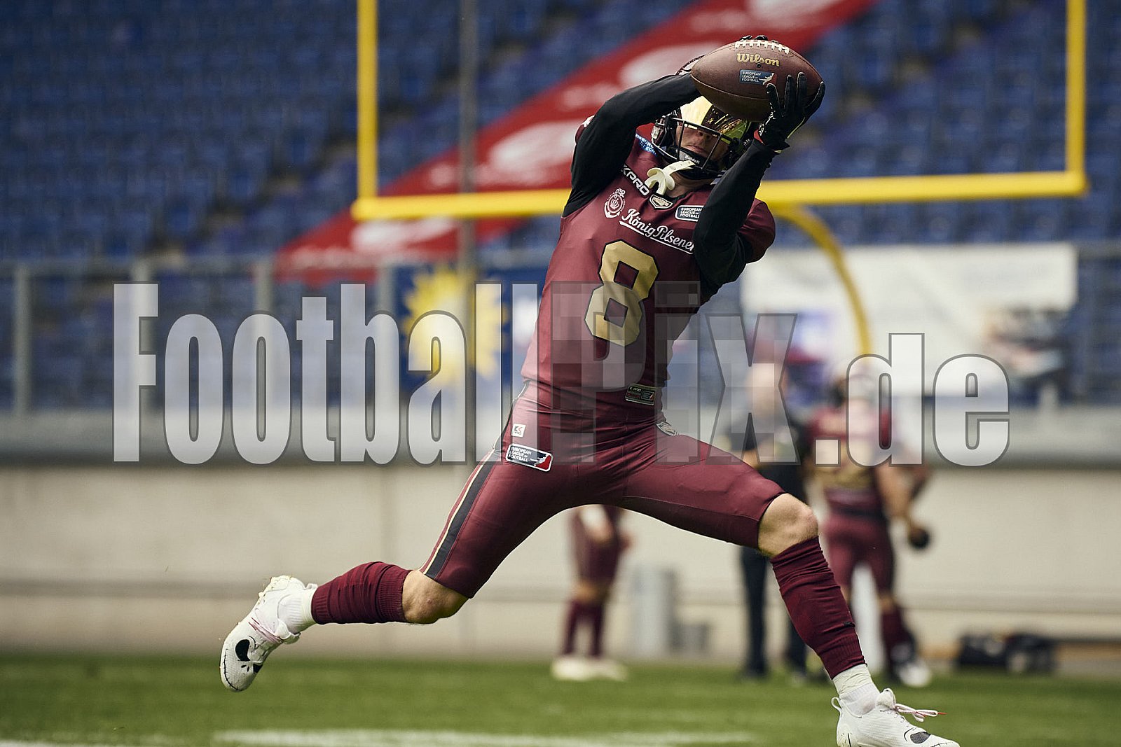 #8 Justin Schlesinger, Wide Receiver, Rhein Fire | ELF | Hamburg Sea Devils at Rhein Fire |  Punkte Endstand 0 : 43 | Schauinsland-Reisen-Arena, Duisburg | 14.06.2025 - HamburgSeaDevilsAtRheinFire