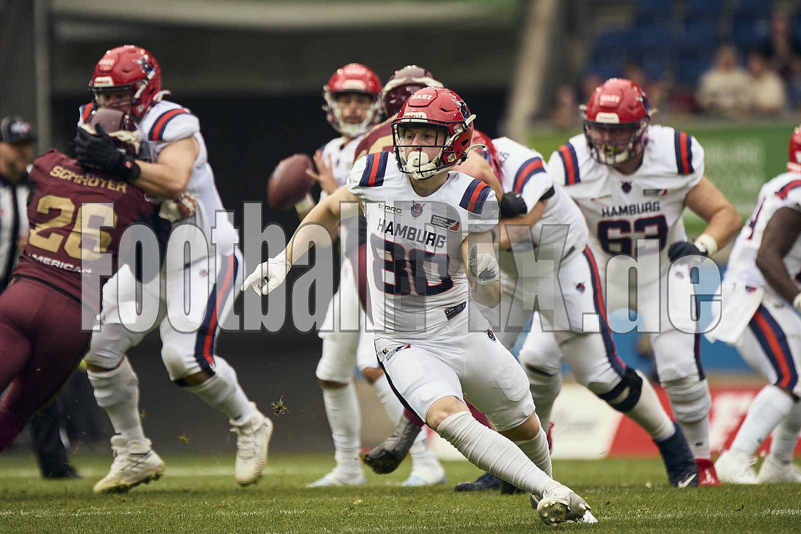 #80 Klaas Sengstacke, Wide Receiver, Hamburg Sea Devils | ELF | Hamburg Sea Devils at Rhein Fire |  Punkte Endstand 0 : 43 | Schauinsland-Reisen-Arena, Duisburg | 14.06.2025 - HamburgSeaDevilsAtRheinFire