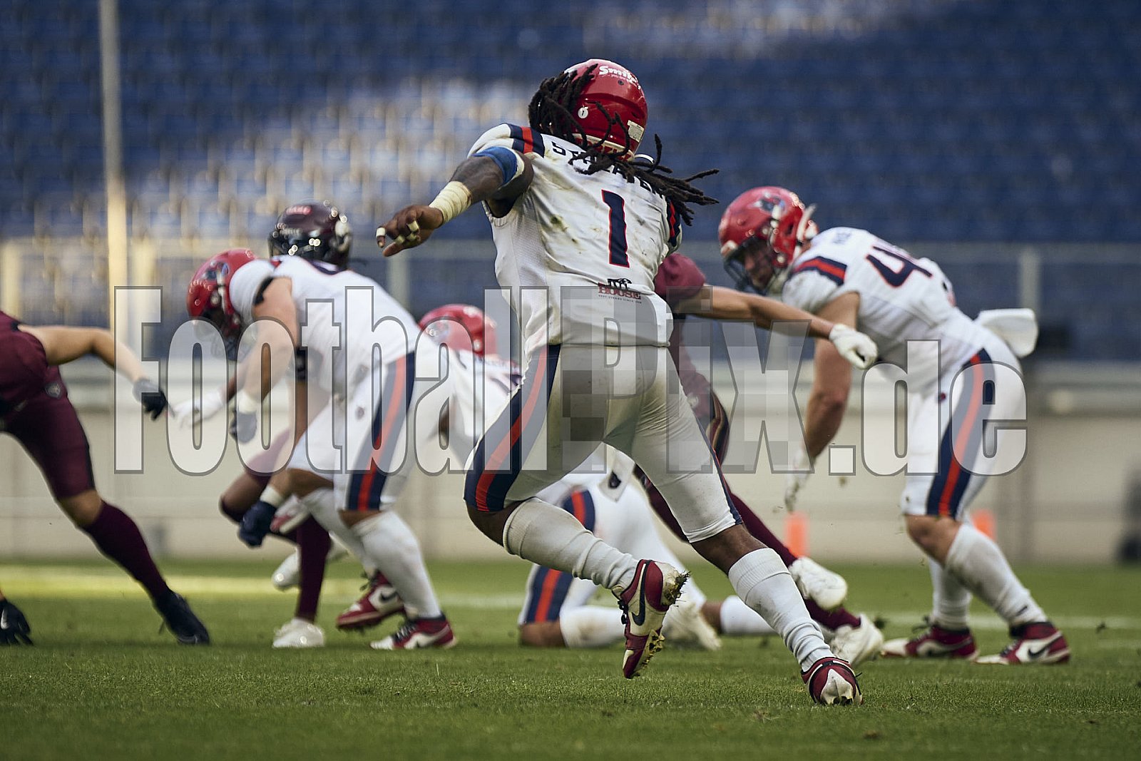 #1 Nazir Streater, Safety, Hamburg Sea Devils | ELF | Hamburg Sea Devils at Rhein Fire |  Punkte Endstand 0 : 43 | Schauinsland-Reisen-Arena, Duisburg | 14.06.2025 - HamburgSeaDevilsAtRheinFire
