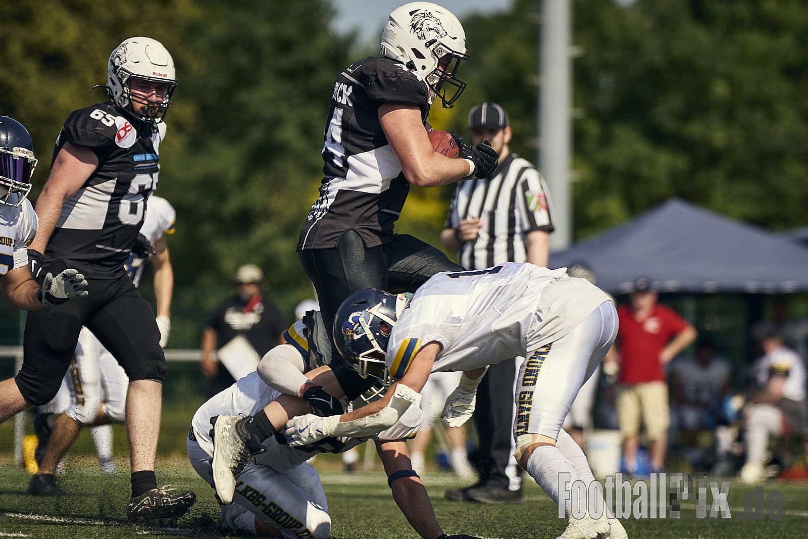 AFCV OL NRW | Dortmund Giants vs. Mönchengladbach Wolfpack |  Punkte Endstand 07 : 33 | Hoeschpark, Dortmund | 21.06.2025 | Job ID: 2025-06-21_0399 - DortmundGiantsVsMgWolfpack