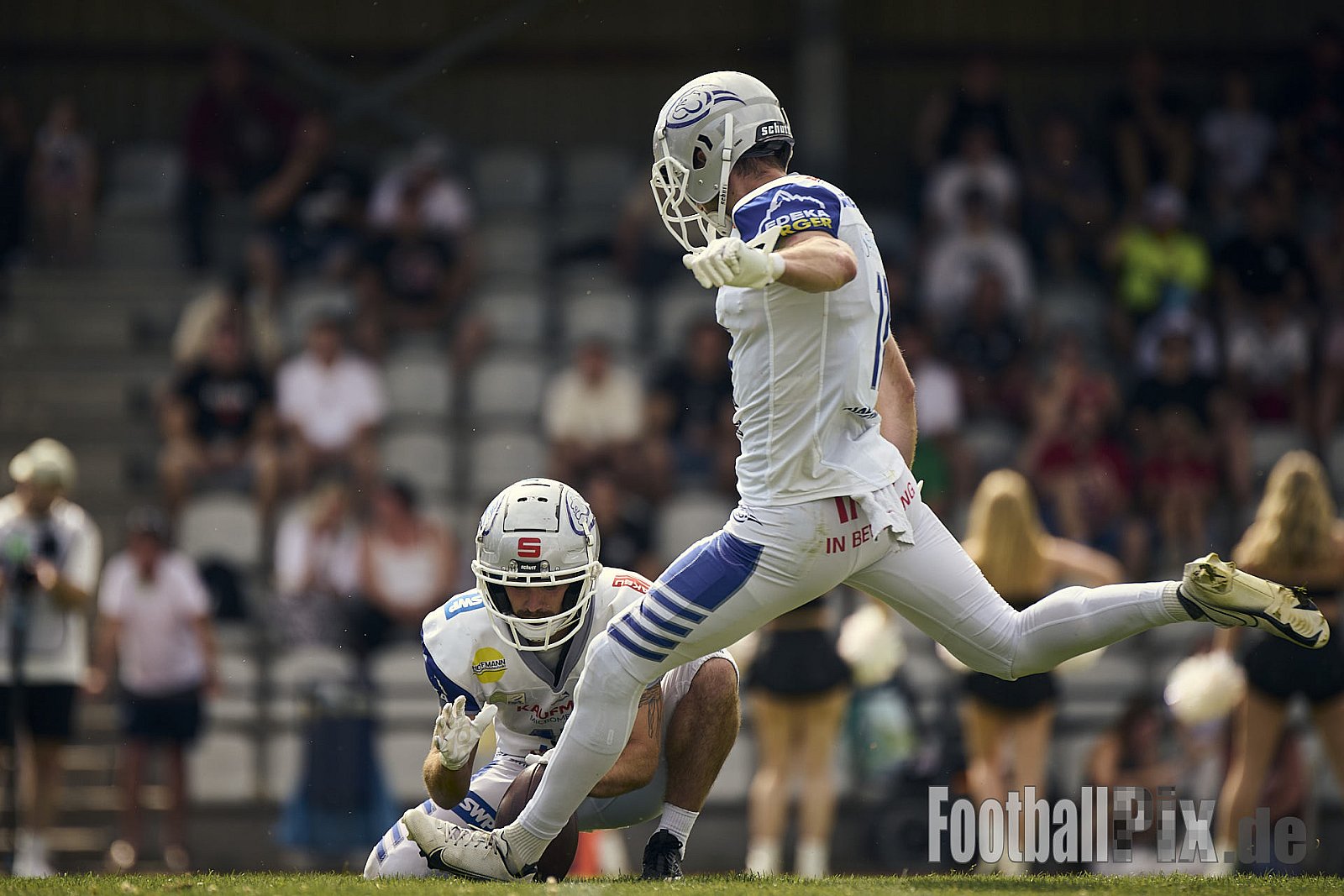 GFL | Düsseldorf Panther vs. Pforzheim Wilddogs |  Punkte Endstand 14 : 07 | Stadion Benrath, Düsseldorf | 28.06.2025 | Job ID: 2025-06-28_0216 - DPantherVsPforzheimWilddogs