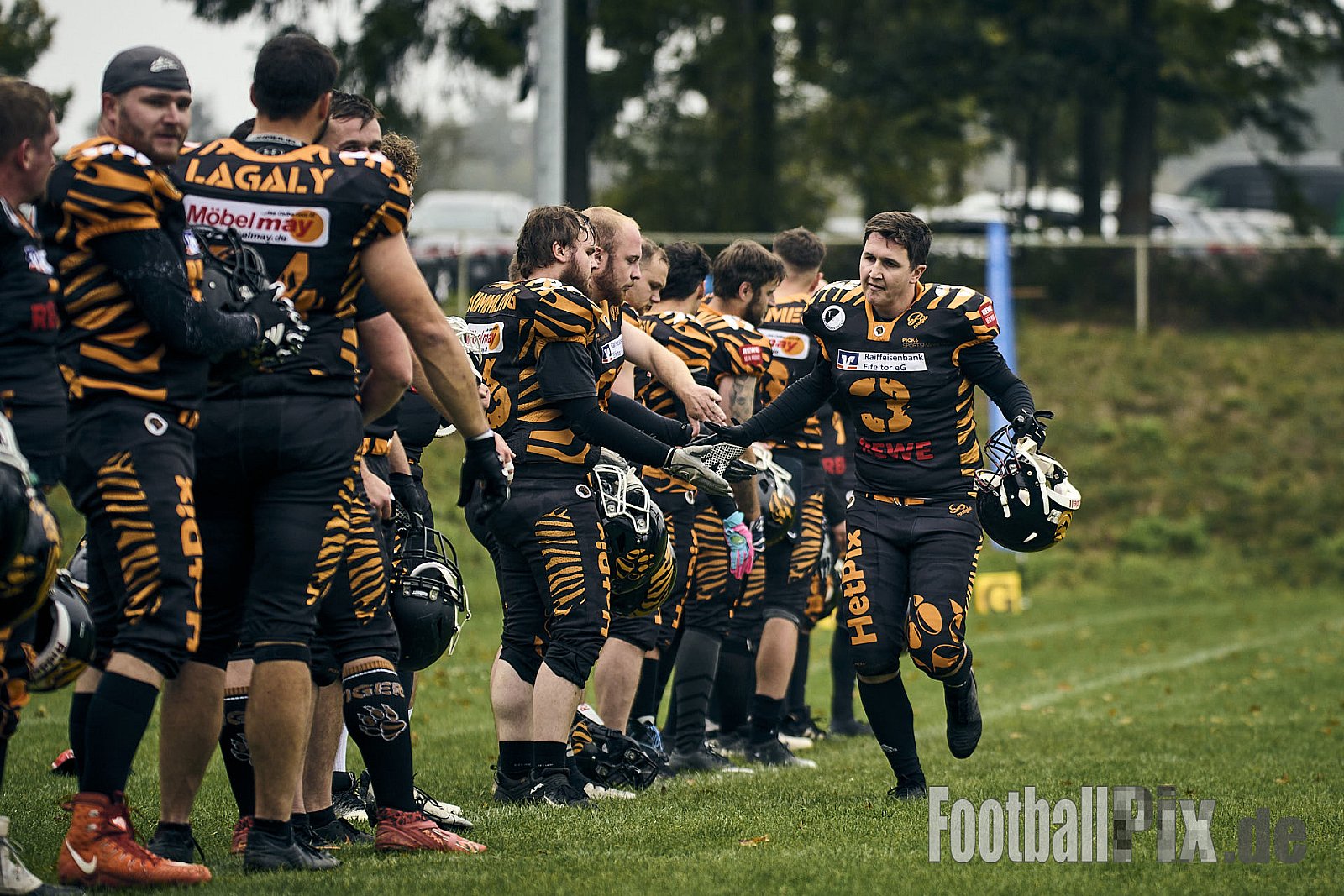 AFCV RLP Bezirksliga Mitte | Mosel Valley Tigers vs. Alzey Lions |  Punkte Endstand 12 : 21 | Sportplatz Leienkaul, Laubach | 28.09.2025 | Job ID: 2025-09-28_0100 - MoselValleyTigersVsAlzeyLions