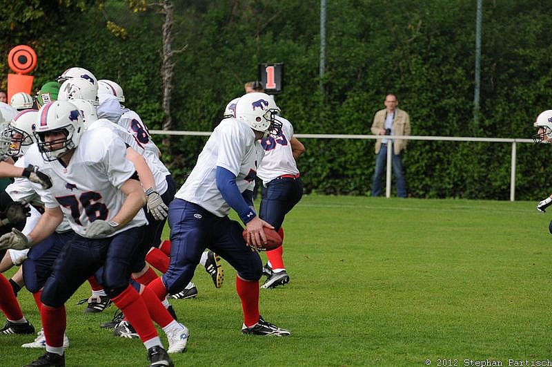 12.05.2012 Neuss Frogs vs. Kreis Heinsberg Bisons (28:6) 