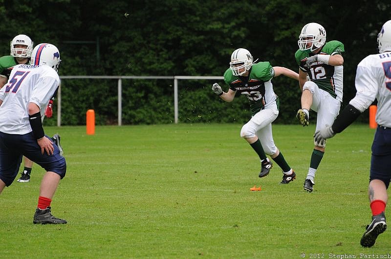 12.05.2012 Neuss Frogs vs. Kreis Heinsberg Bisons (28:6) 