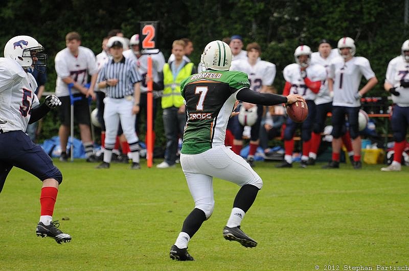 12.05.2012 Neuss Frogs vs. Kreis Heinsberg Bisons (28:6) 