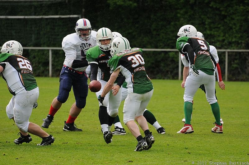 12.05.2012 Neuss Frogs vs. Kreis Heinsberg Bisons (28:6) 