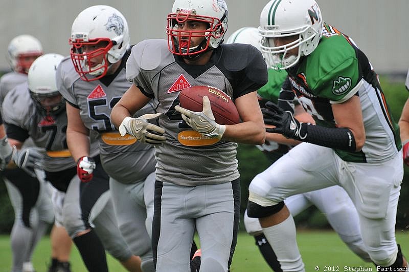 26.08.2012 Mönchengladbach Wolfpack vs. Neuss Frogs (19:0) 