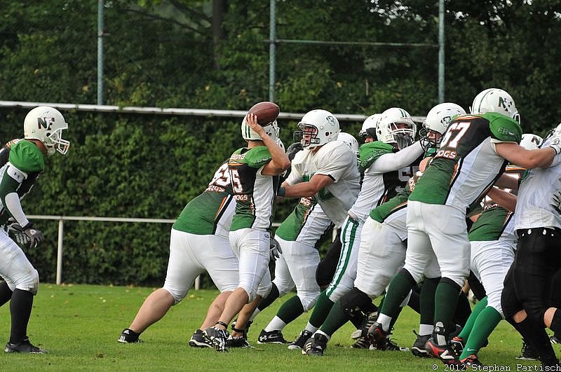 01.09.2012 Neuss Frogs vs. Mülheim Shamrocks (40:8) 